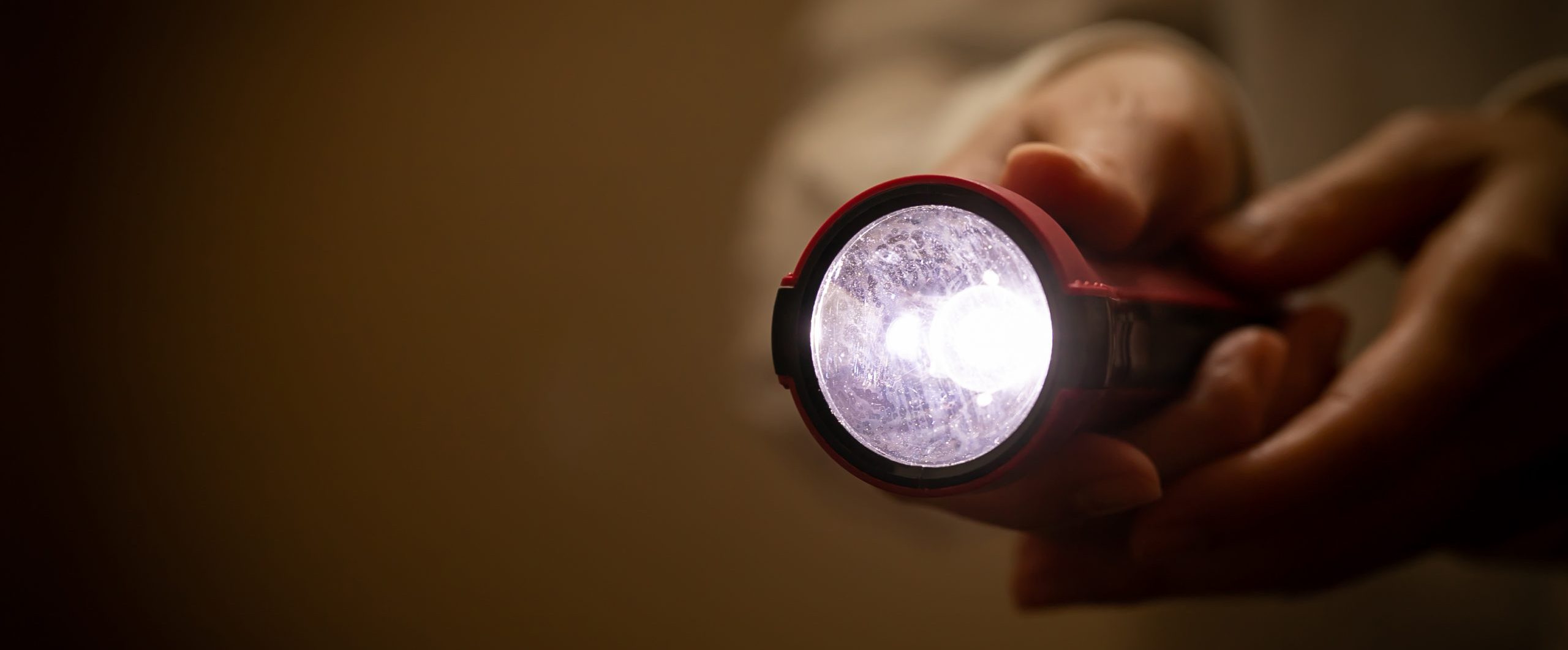 Flashlight, blackout, disaster prevention goods, darkness